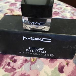 SOLD💋M.A.C. Fluidline Eyeliner Gel